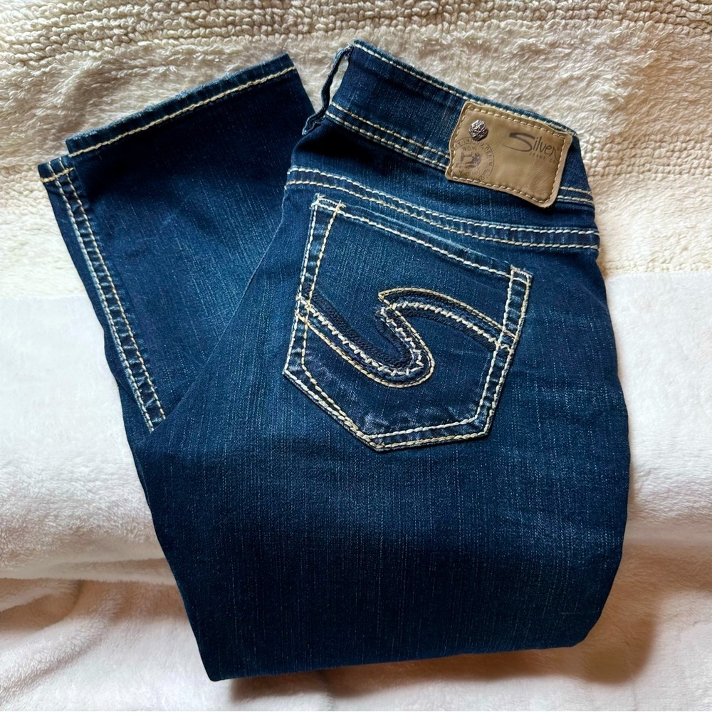 Women’s Silver Jeans Co. Style: Suki Mid Rise Capris